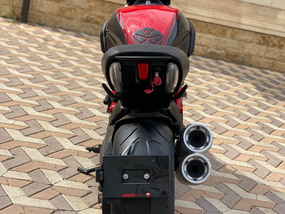 2012 Ducati Diavel Carbon, красный, 999999 рублей - вид 6