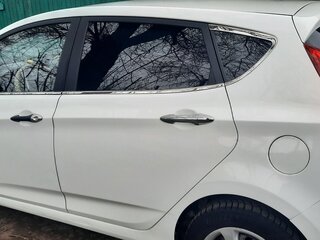 2014 Hyundai Solaris I, белый, 750000 рублей, вид 4