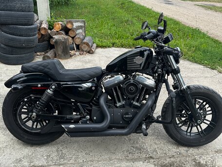 2017 Harley-Davidson Sportster 1200, чёрный, 1050000 рублей, вид 4