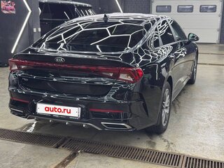 2021 Kia K5 III, чёрный, 2800000 рублей, вид 2