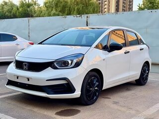 2021 Honda Fit IV, белый, 1130000 рублей, вид 1