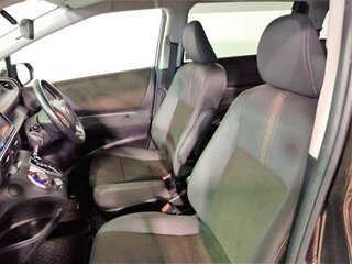 2021 Toyota Sienta II Рестайлинг, коричневый, 1120000 рублей, вид 5