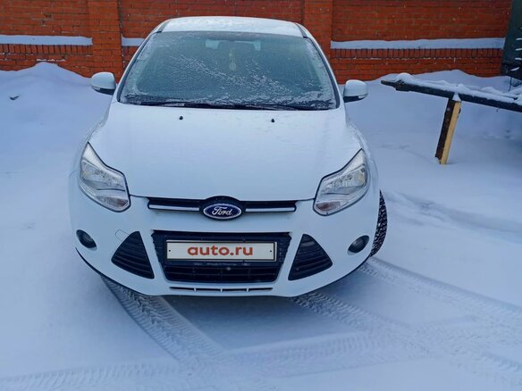 2014 Ford Focus III, белый, 1060000 рублей - вид 2