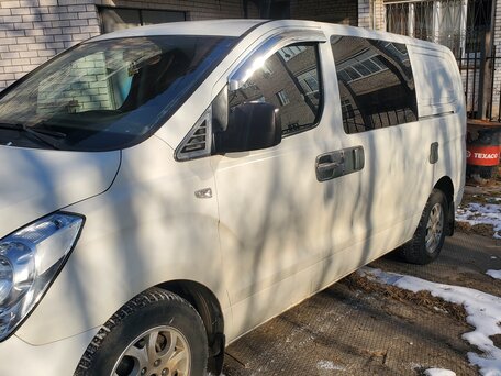 2011 Hyundai Grand Starex, белый, 1180000 рублей, вид 2