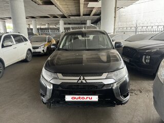 2018 Mitsubishi Outlander III Рестайлинг 3, чёрный, 1366200 рублей, вид 2