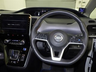 2021 Nissan Serena V (C27) Рестайлинг, белый, 1923784 рублей, вид 5