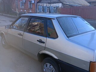 2000 Lada (ВАЗ) 21099, серебристый, 105000 рублей, вид 4