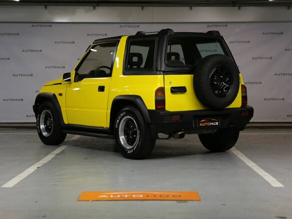 1992 Suzuki Vitara I, жёлтый - вид 3