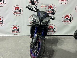 2015 Yamaha MT-09 Tracer (FJ-09), серебристый, 700000 рублей, вид 3