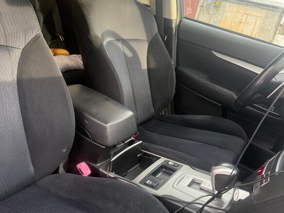 2010 Subaru Outback IV, серебристый, 1280000 рублей - вид 9