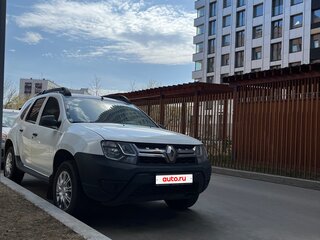 2017 Renault Duster I Рестайлинг, белый, 997000 рублей, вид 2