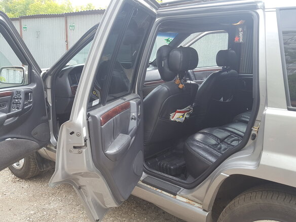 1997 Jeep Grand Cherokee I (ZJ) Рестайлинг, серебристый - вид 17