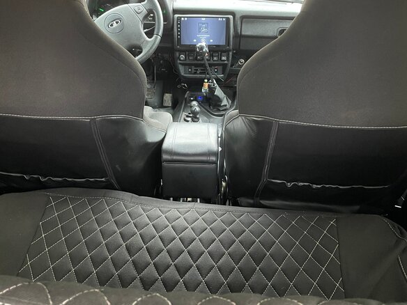 2009 Lada (ВАЗ) 2121 (4x4) I Рестайлинг, чёрный, 800000 рублей - вид 5