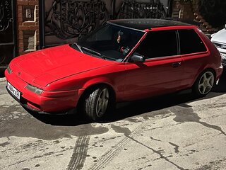 1991 Mazda 323 IV (BG), красный, 450000 рублей, вид 4