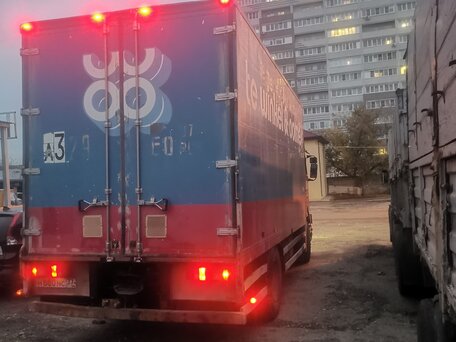 1996 Scania 3-Series, красный, 950000 рублей, вид 3
