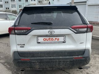 2020 Toyota RAV4 V (XA50), белый, 4300000 рублей, вид 4