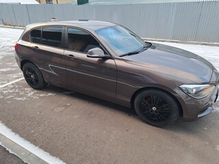 2012 BMW 1 серии 116i II (F20/F21), коричневый, 999999 рублей, вид 2