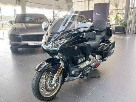 2019 Honda GL 1800 Gold Wing, чёрный, 2499000 рублей, вид 4