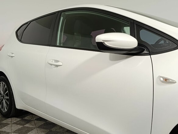 2015 Kia Ceed II, белый - вид 21