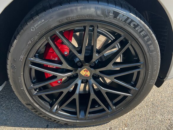 2022 Porsche Macan GTS I Рестайлинг 2, серый, 10000000 рублей - вид 12