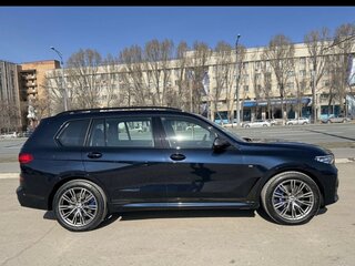 2020 BMW X7 30d I (G07), чёрный, 7300000 рублей, вид 5