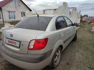 2006 Kia Rio II, серебристый, 570000 рублей, вид 3