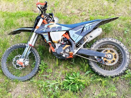 2023 KTM 250 EXC F, серый, 999999 рублей, вид 3