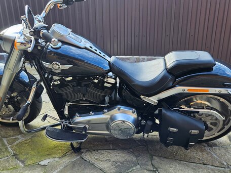 2018 Harley-Davidson Fat Boy, чёрный, 3000000 рублей, вид 5