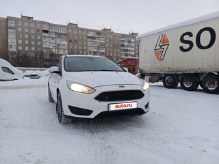 2018 Ford Focus III Рестайлинг, белый, 950000 рублей, вид 3