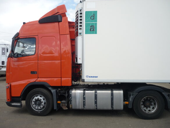 2013 Volvo FH, красный, 7800000 рублей - вид 17