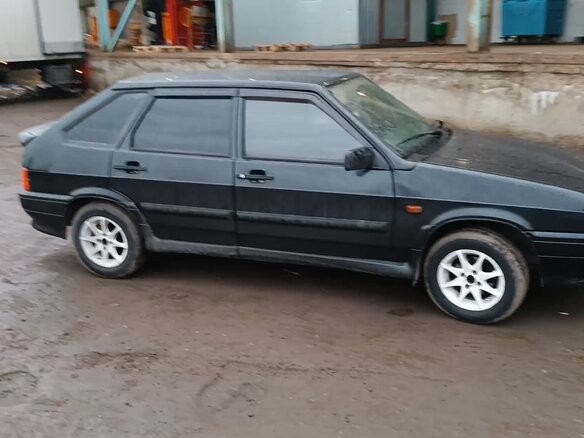 2011 Lada (ВАЗ) 2114, чёрный, 330000 рублей - вид 3