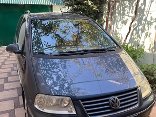 2004 Volkswagen Sharan I Рестайлинг 2, синий, 700000 рублей, вид 2