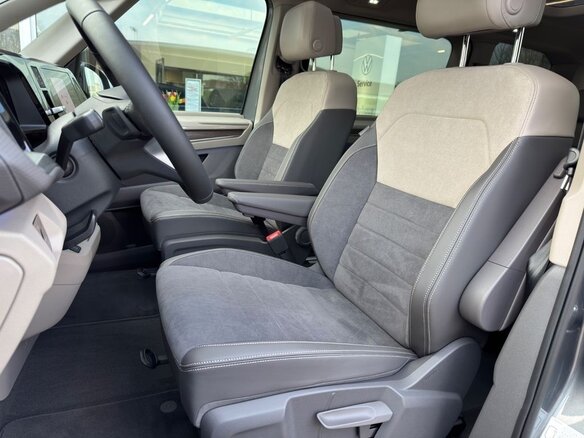 2025 Volkswagen Multivan T7, чёрный, 9100000 рублей - вид 8