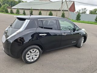 2013 Nissan Leaf (EM57) I (ZE0/AZE0), чёрный, 755000 рублей, вид 5