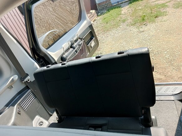 2004 Mitsubishi Pajero III Рестайлинг, чёрный, 1100000 рублей - вид 8