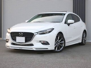 2019 Mazda Axela III Рестайлинг, белый, 977000 рублей, вид 1