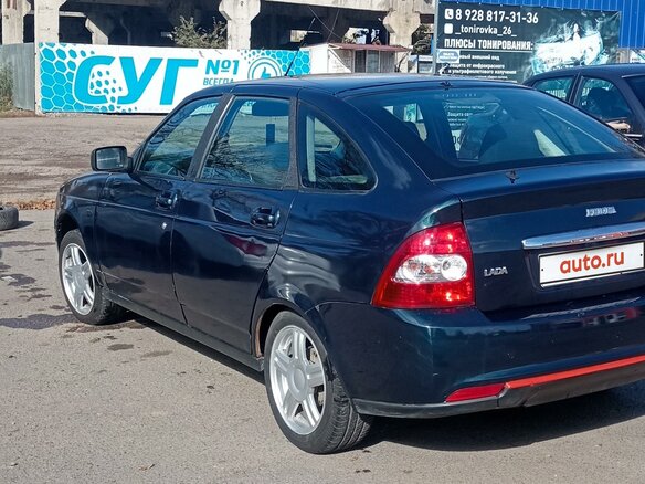 2010 Lada (ВАЗ) Priora I, зелёный, 500000 рублей - вид 7