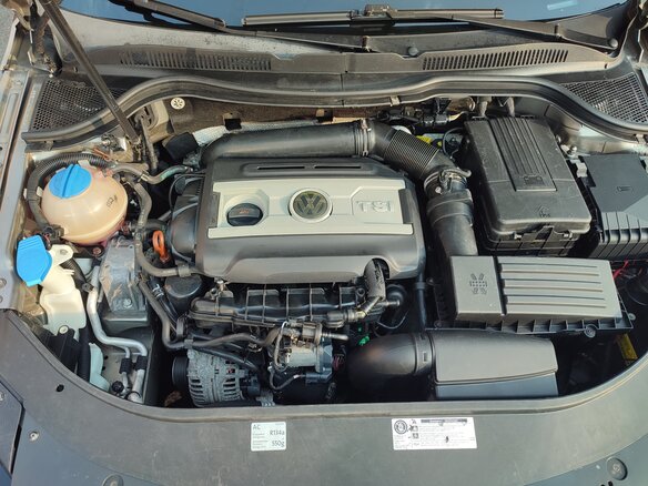 2012 Volkswagen Passat CC I Рестайлинг, бежевый, 1600000 рублей - вид 9