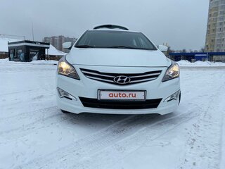 2014 Hyundai Solaris I Рестайлинг, белый, 920000 рублей, вид 1