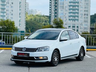 2011 Volkswagen Passat B7, белый, 849999 рублей, вид 1
