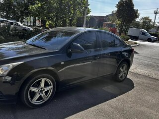 2011 Chevrolet Cruze I, чёрный, 800000 рублей, вид 4