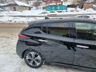 2020 Nissan Leaf II (ZE1), чёрный, 2100000 рублей, вид 5