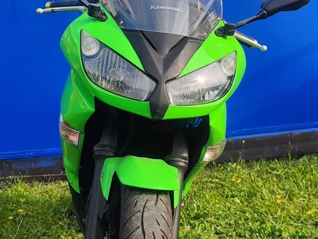 2011 Kawasaki Ninja 400, зелёный, 429000 рублей, вид 3