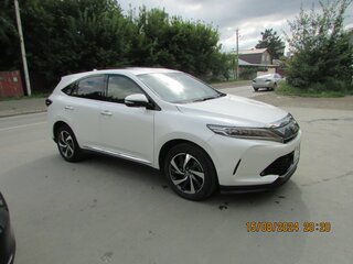 2018 Toyota Harrier III (XU60) Рестайлинг, белый, 3590000 рублей, вид 3