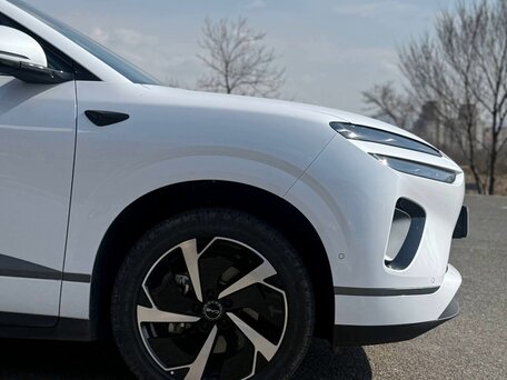 2025 BYD Sea Lion 06 DM-i 26.6 kWh, белый, 3600000 рублей, вид 4