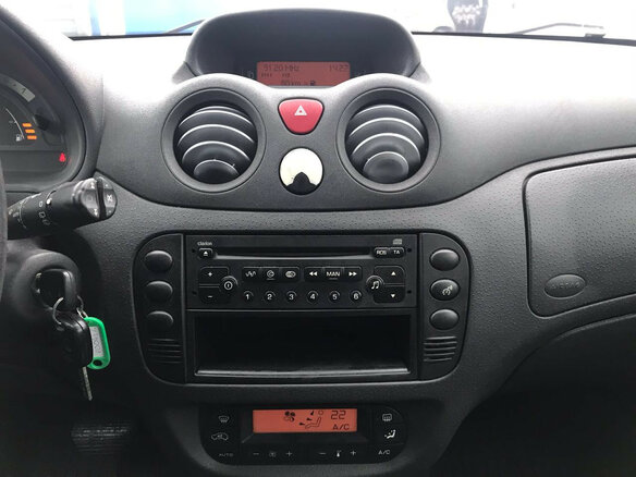 2004 Citroen C3 SensoDrive I, синий - вид 3