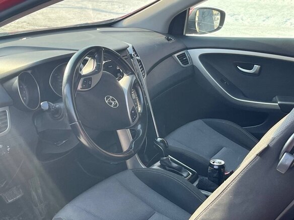 2013 Hyundai i30 II, красный, 1000000 рублей - вид 6