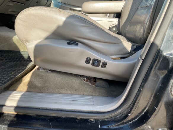 1998 Ford Explorer II, чёрный - вид 13