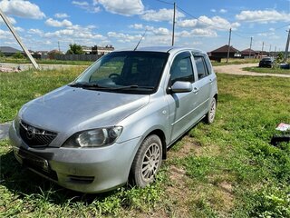 2004 Mazda Demio II (DY), серебристый, 350000 рублей, вид 1