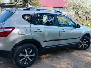 2010 Nissan Qashqai I, серебристый, 950000 рублей, вид 3